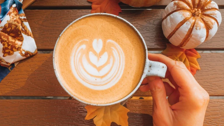 Imamo recept kako pripremiti savršeni pumpkin spice latte kod kuće!