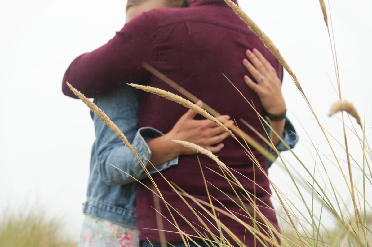 Kako pomoći zajednici nakon nasilja i gubitka?