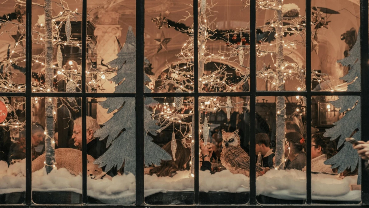 Last minute ideje kako prozore pretvoriti u pravu blagdansku čaroliju!