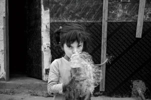 Piše Ivana Bodrožić: Razmišljati unutar kutije