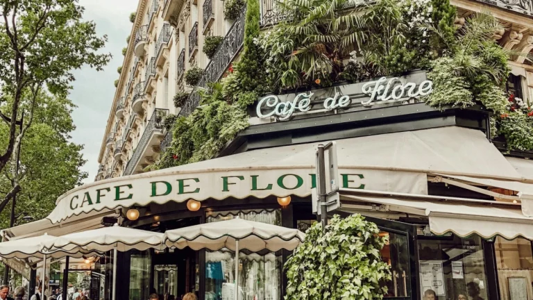 Ovaj pariški kafić je na vrhu naše must visit liste | ELLE