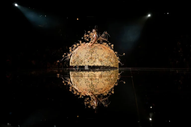 Što pomrčina mjeseca donosi svim horoskopskim znakovima | ELLE