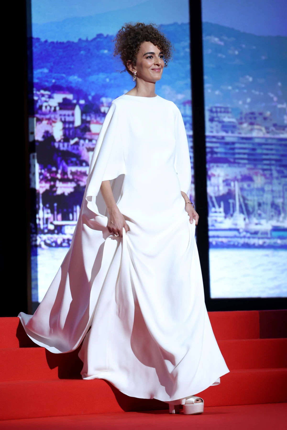 Slavna spisateljica Leila Slimani za Elle: ''Nemamo izbora osim braniti ljudskost i dobrotu''