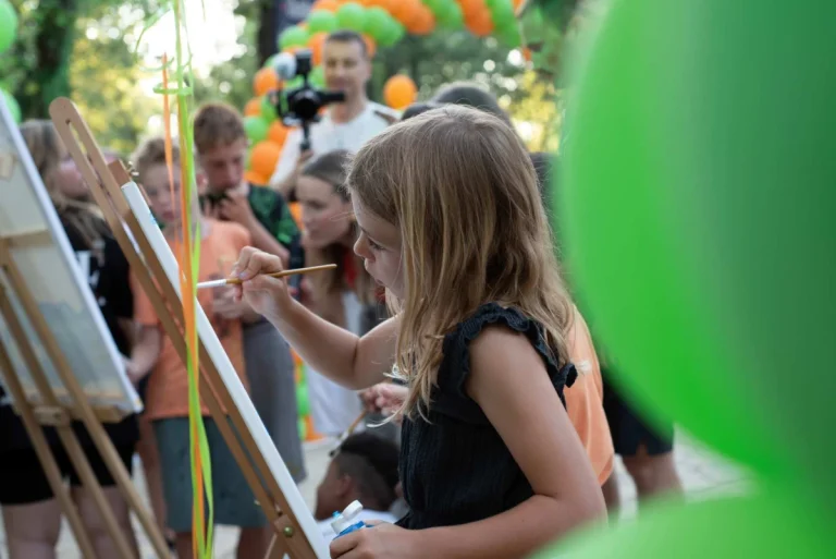 Projekt Narančasta ribica odveo sedamdesetoro djece iz jednoroditeljskih obitelji na ljetovanje