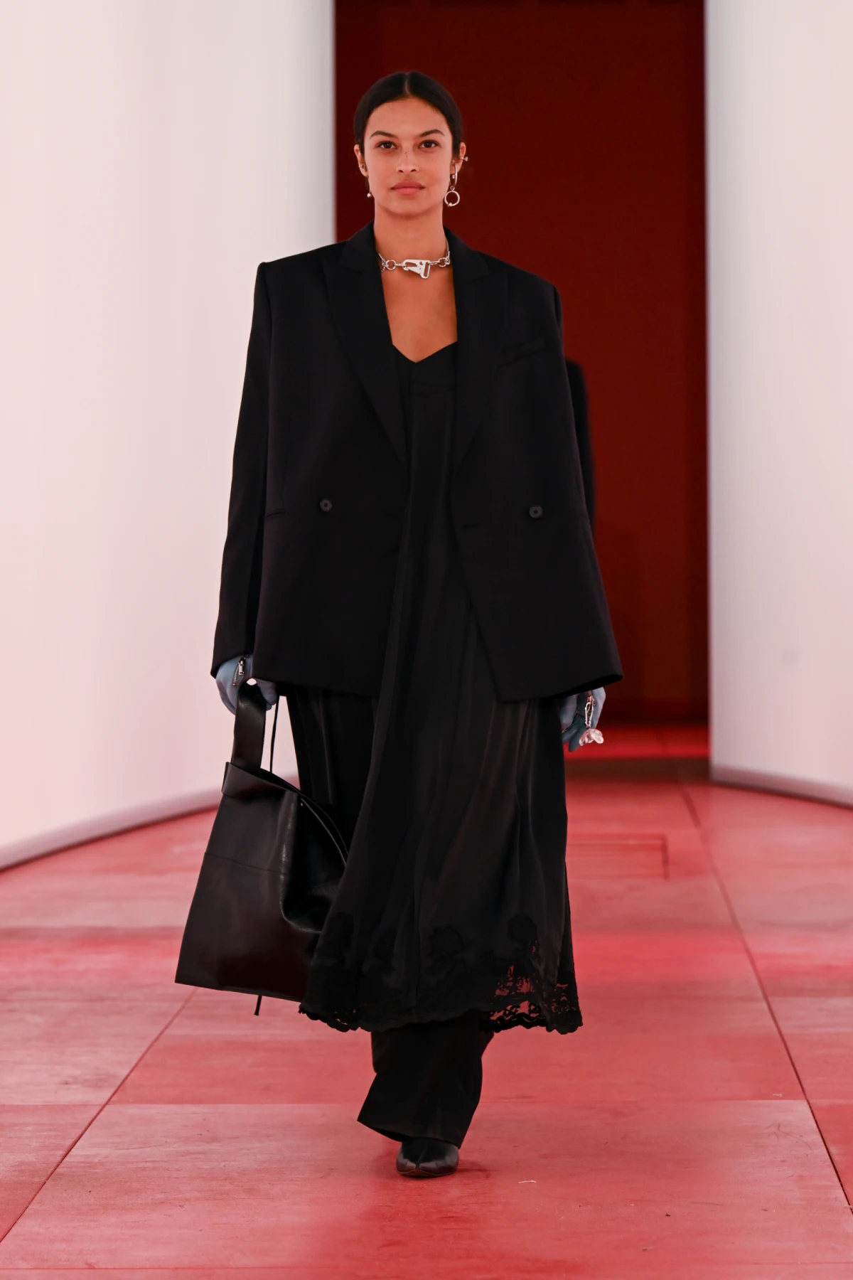 Romeo Beckham, Alex Consani i Lola Young oduševili na modnoj pisti H&amp;M&amp;180 revije