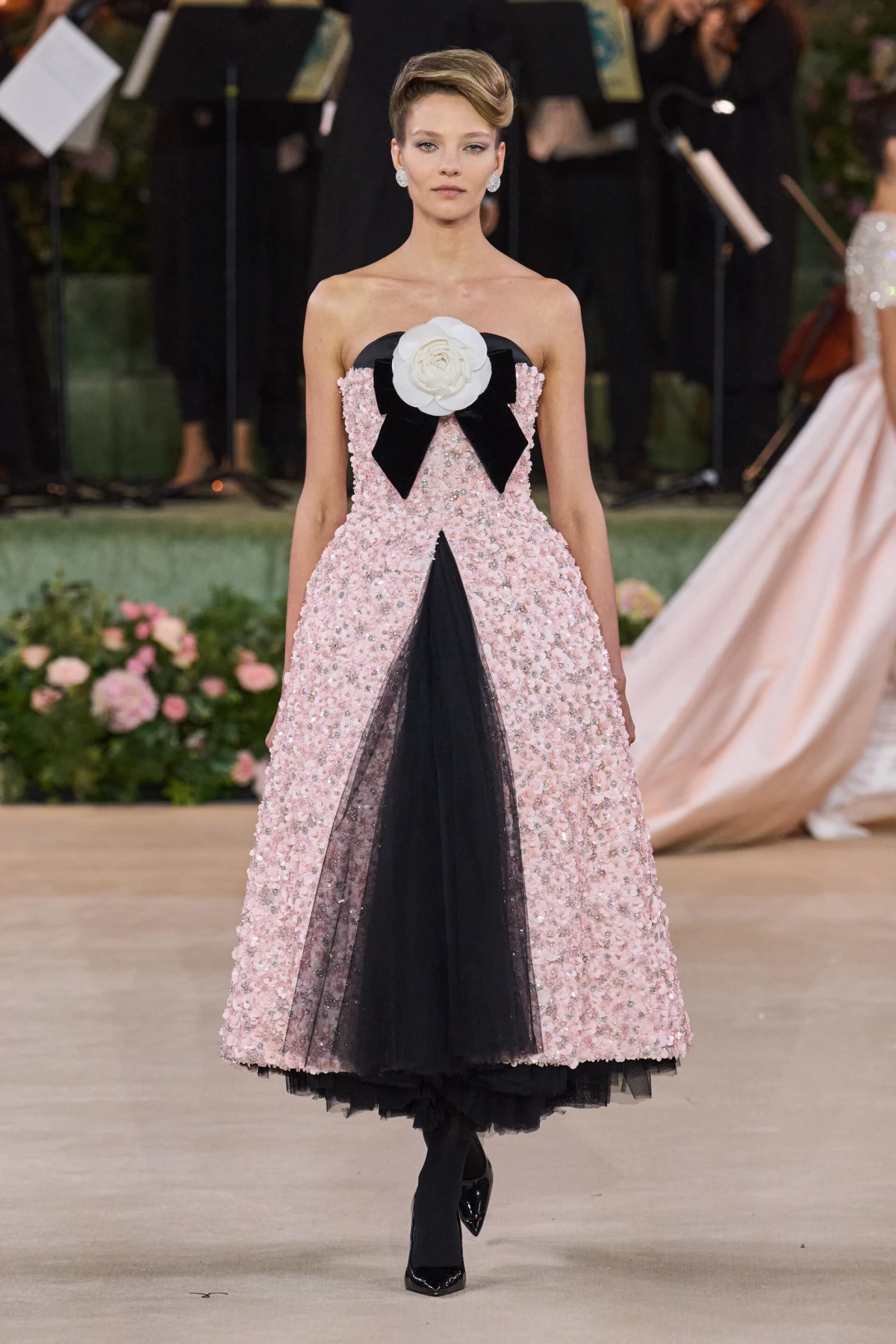 Kako se Richard Quinn približio statusu glavnog britanskog couturiera?