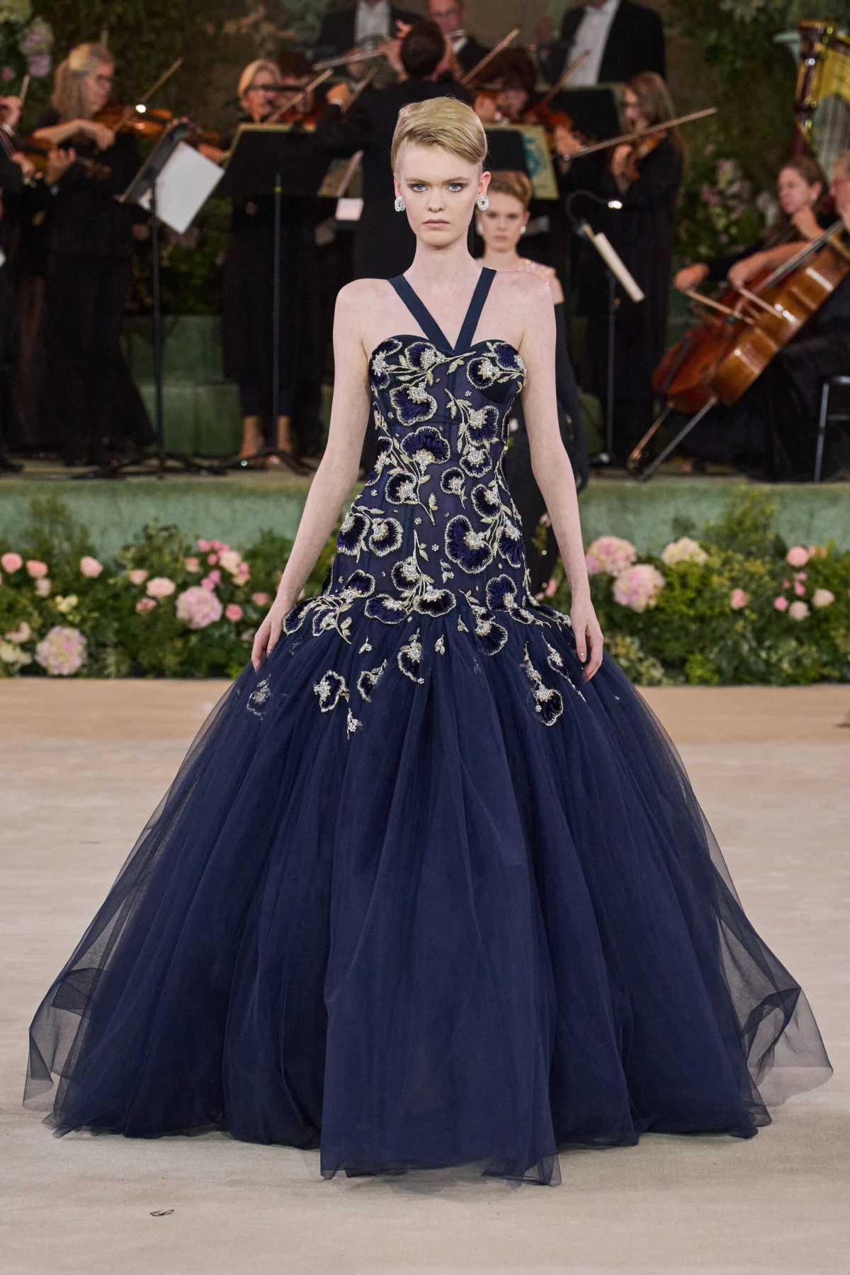 Kako se Richard Quinn približio statusu glavnog britanskog couturiera?