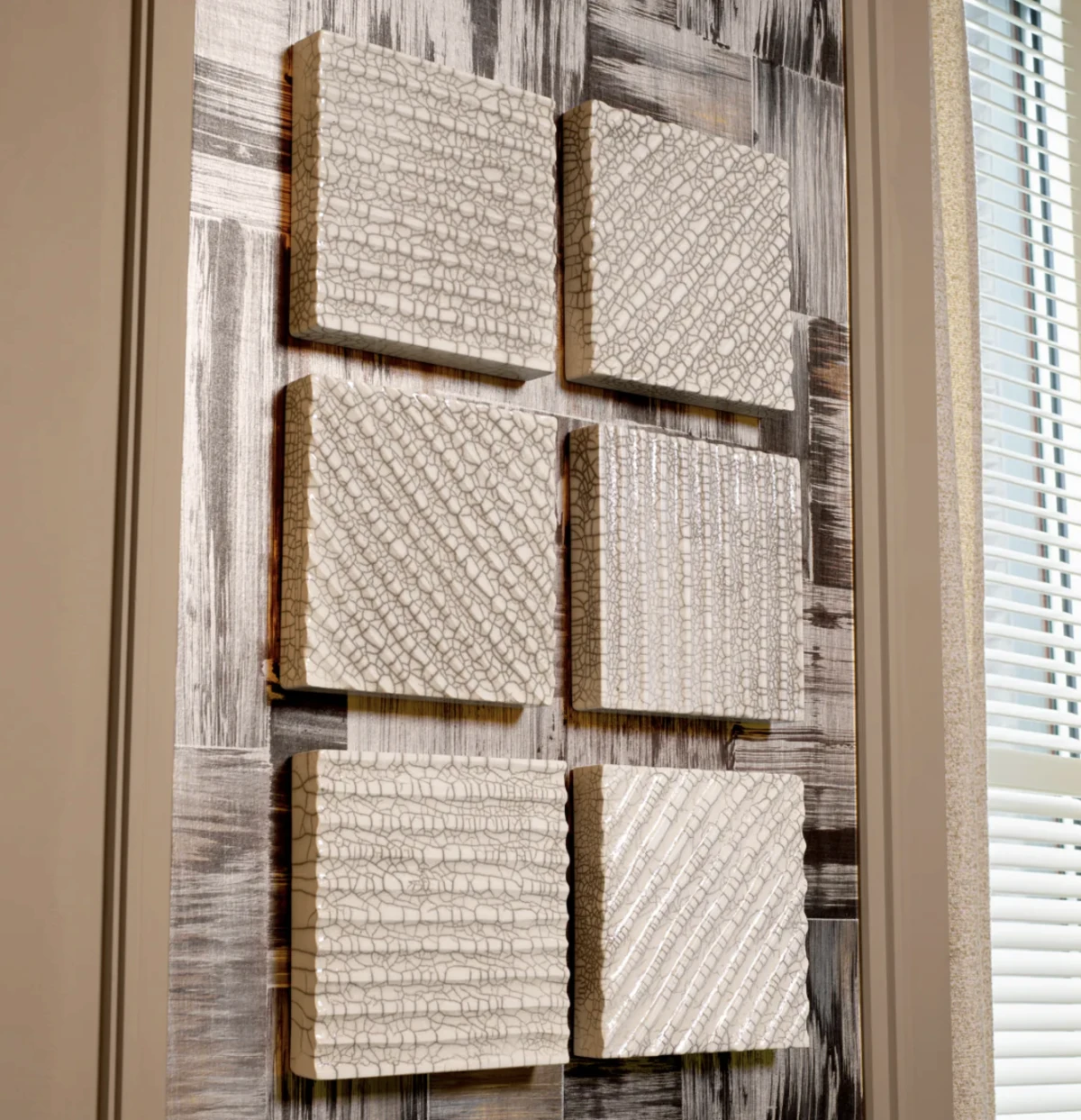 Trika, Eichholtz zidna dekoracija