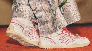 Converse ima limitirane tenisice za godinu zmije! | ELLE