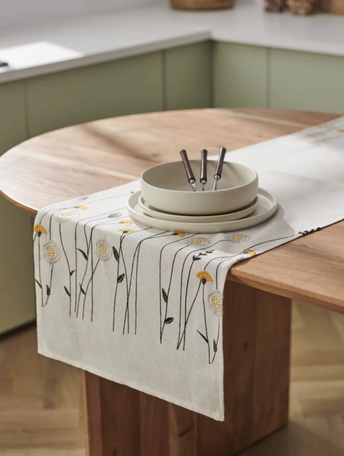 sinsay nadstolnjak 7,99 EUR