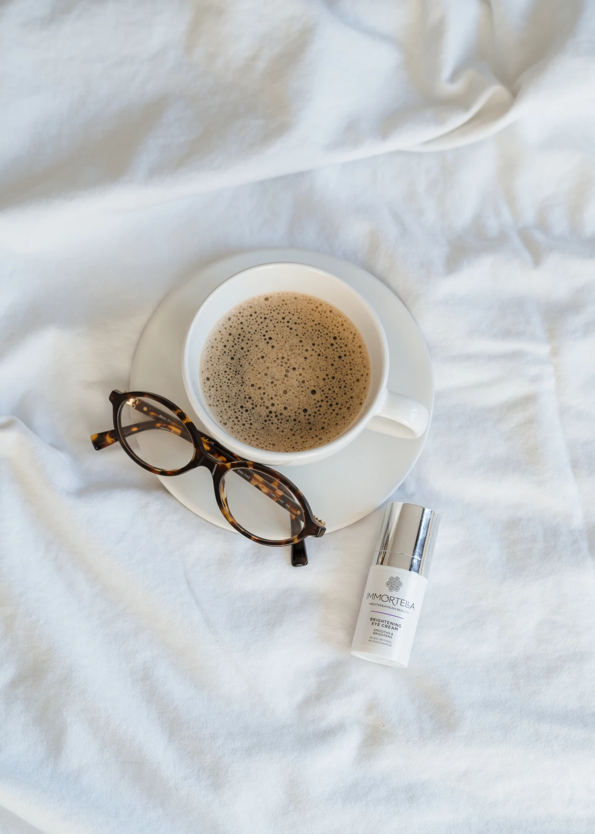 Krema protiv podočnjaka i bora koja je osvojila žene