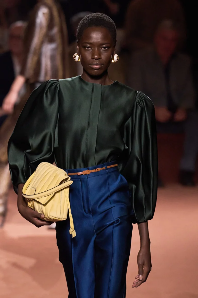 Fendi 100: Torbe koje su obilježile spektakularnu reviju