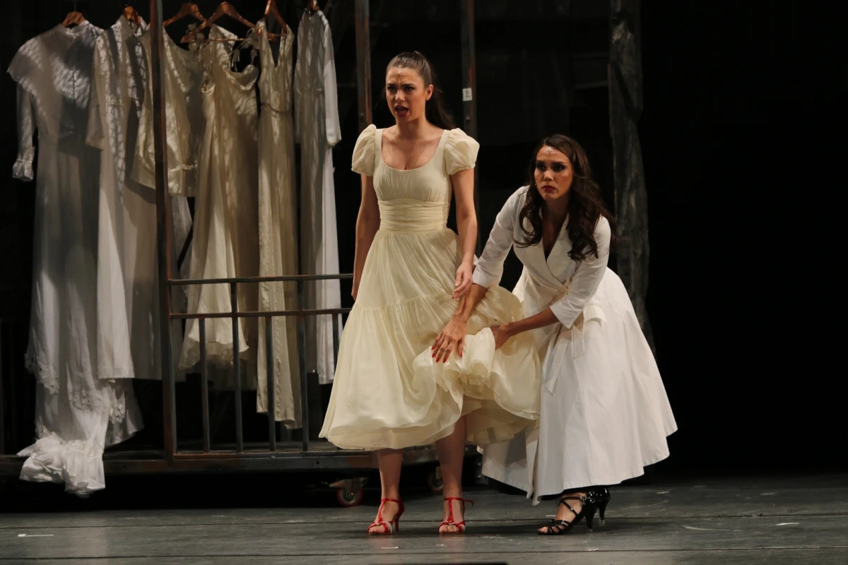 Priča sa zapadne strane