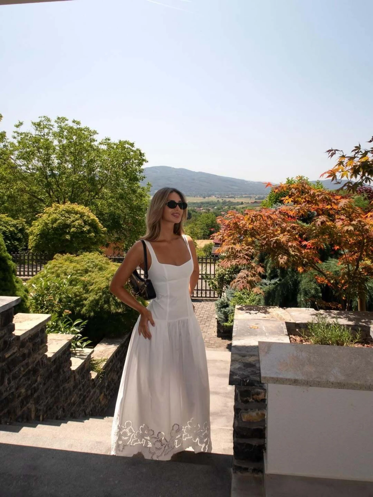 Elle summer talk: Anja Dujaković otkriva nam koje knjige ovog ljeta moramo pročitati na plaži