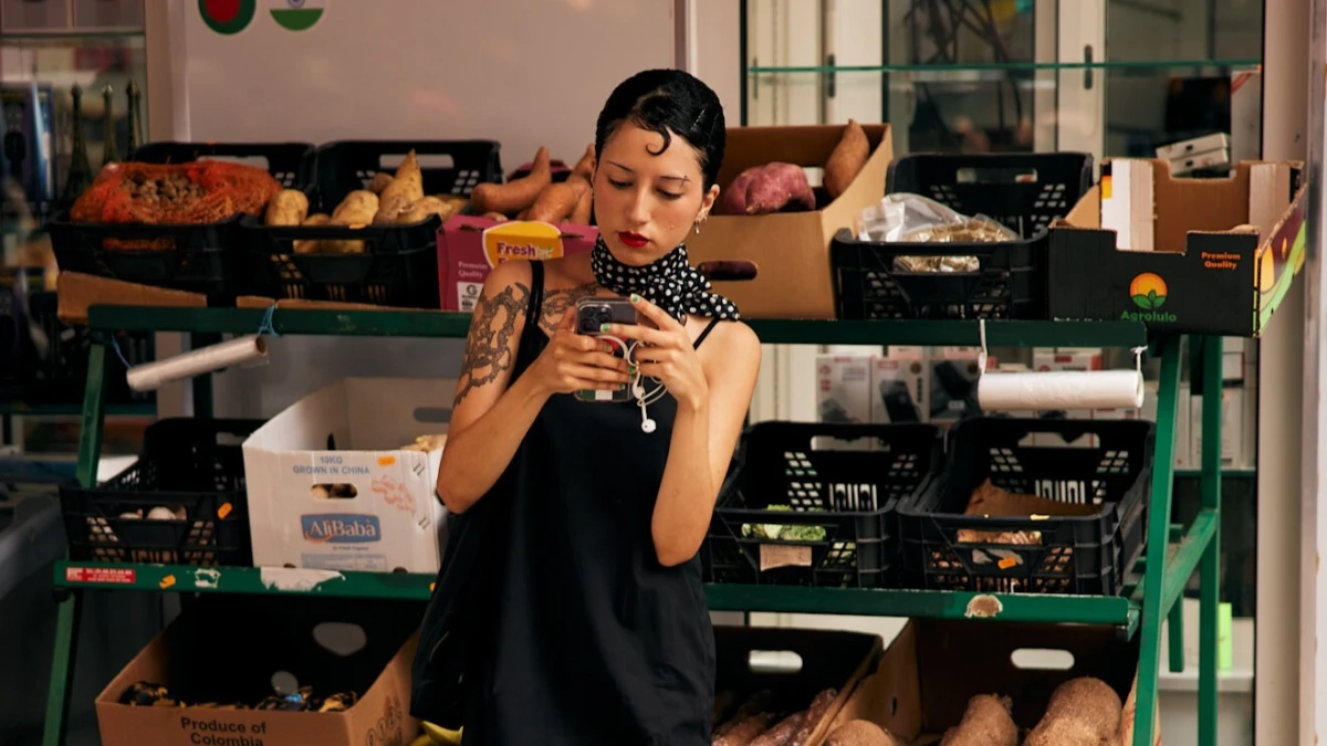 Piše Mirsada Begović: Moj algoritam je sr*nje ili koga zapravo moj mobitel prisluškuje?