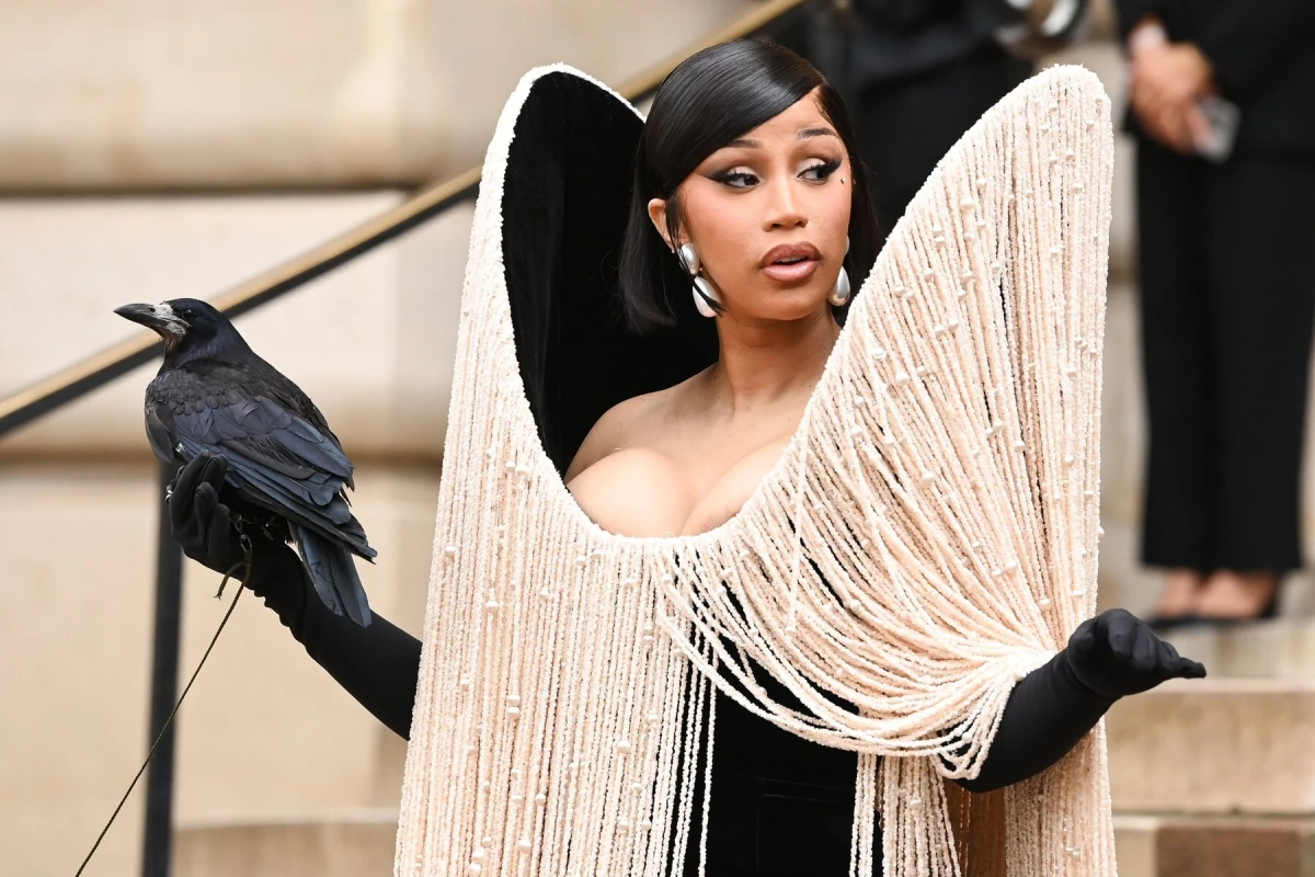 Cardi B i Dua Lipa ukrale show na Schiaparelli reviji u Parizu