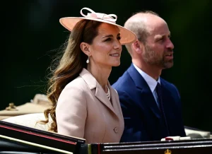 Kate Middleton odala počast Francuskoj u Dioru tijekom državnog posjeta predsjednika Macrona