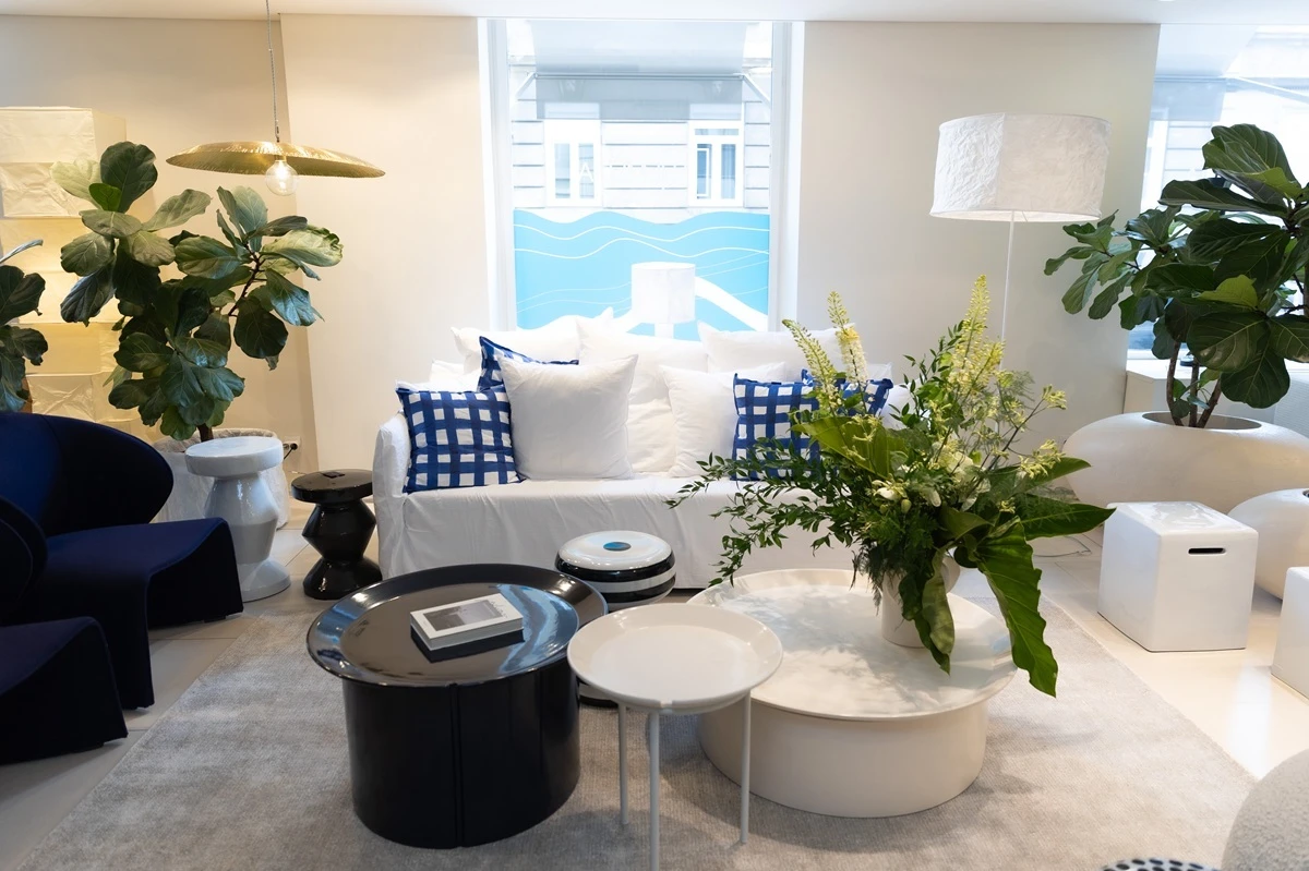 Themelia predstavila Gervasoni Ghost sofu