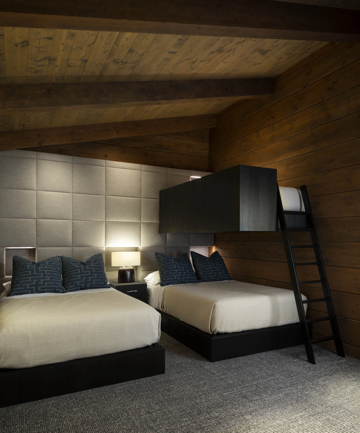 Fotografije: Dan Piassick, Dizajn:Allen Kirsch, Arhitekt: Doug MacFarlane