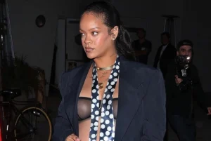 Look dana: Rihanna ponovno pomiče granice trudničke mode