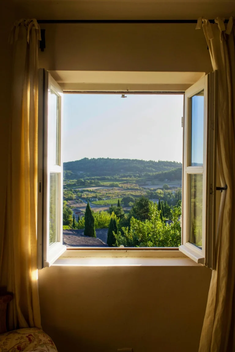 Otkrili smo gdje ljetuju poznati dizajneri | ELLE