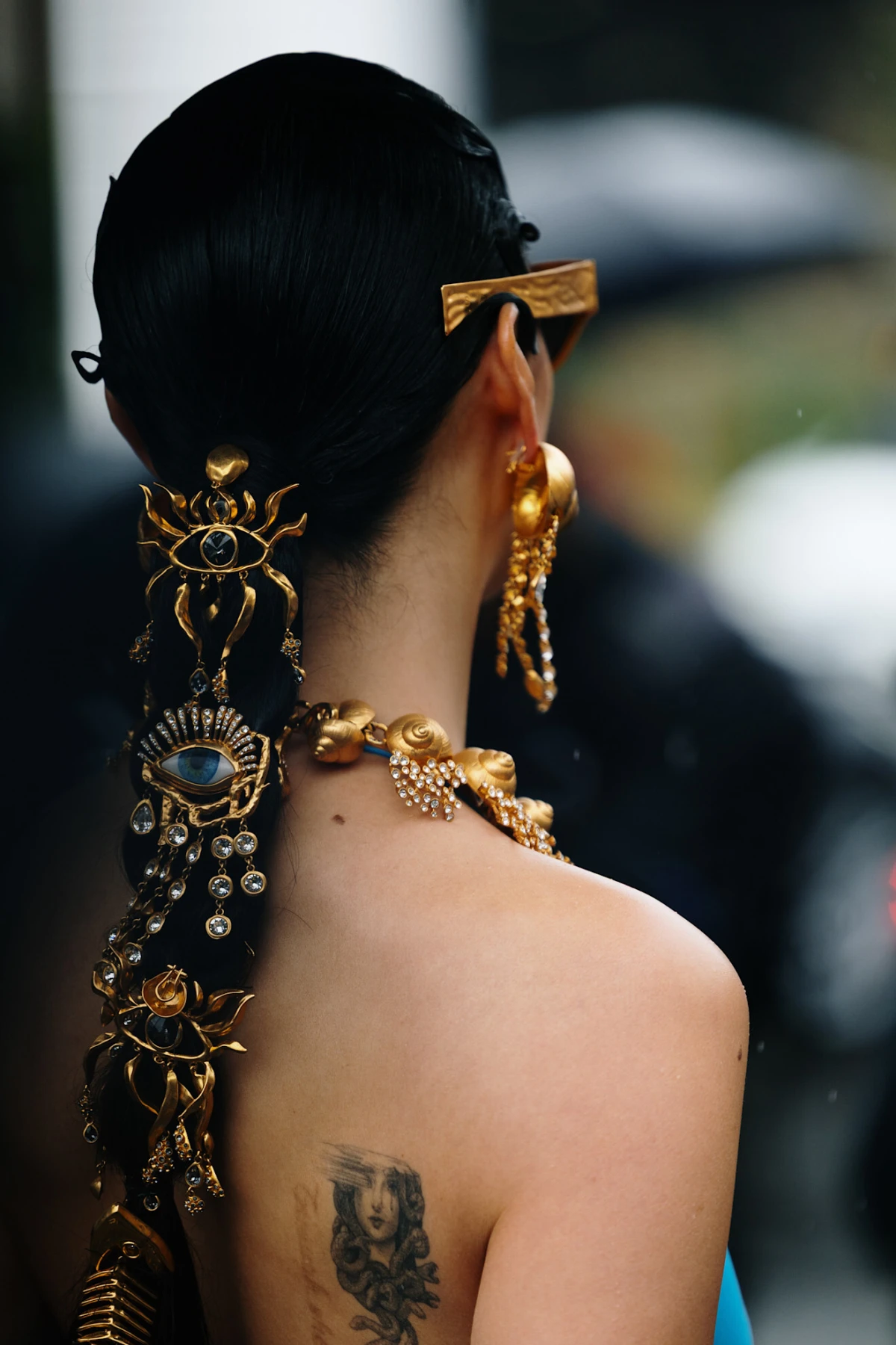 Nakit koji voli more: Što (ne)skidamo prije kupanja?