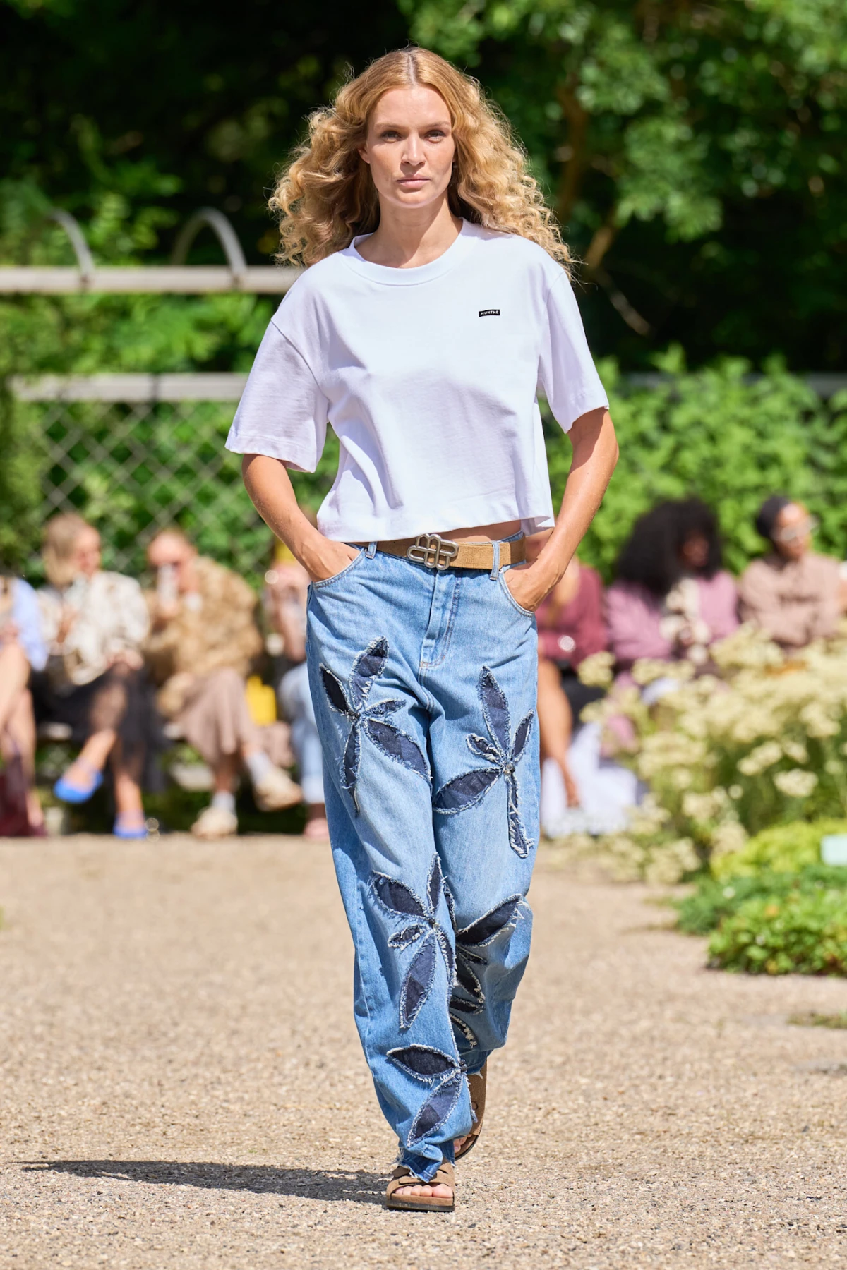 Pronašli smo najbolje traperice do 20 eura koje nosimo ove jeseni