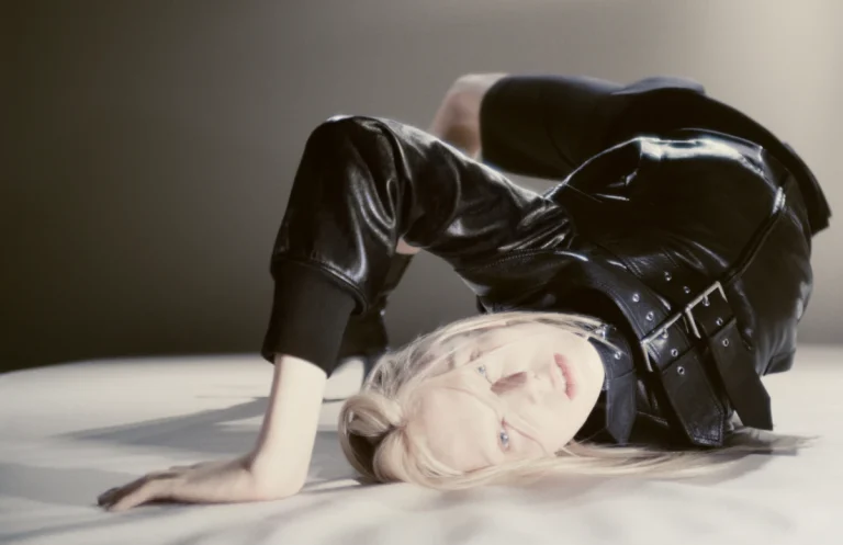 Alexander McQueen ima odličnu novu kampanju za jesen | ELLE