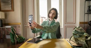 Imamo prvi pogled na petu sezonu serije Emily u Parizu | ELLE