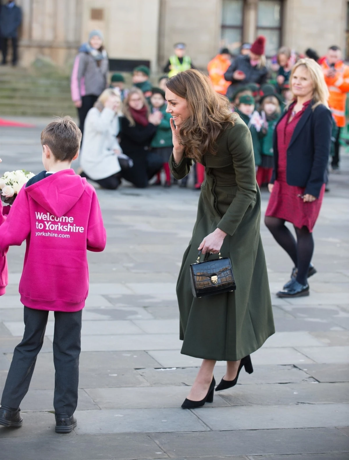Pronašli smo torbe koje obožavaju kraljevske dame i to u pola cijene!