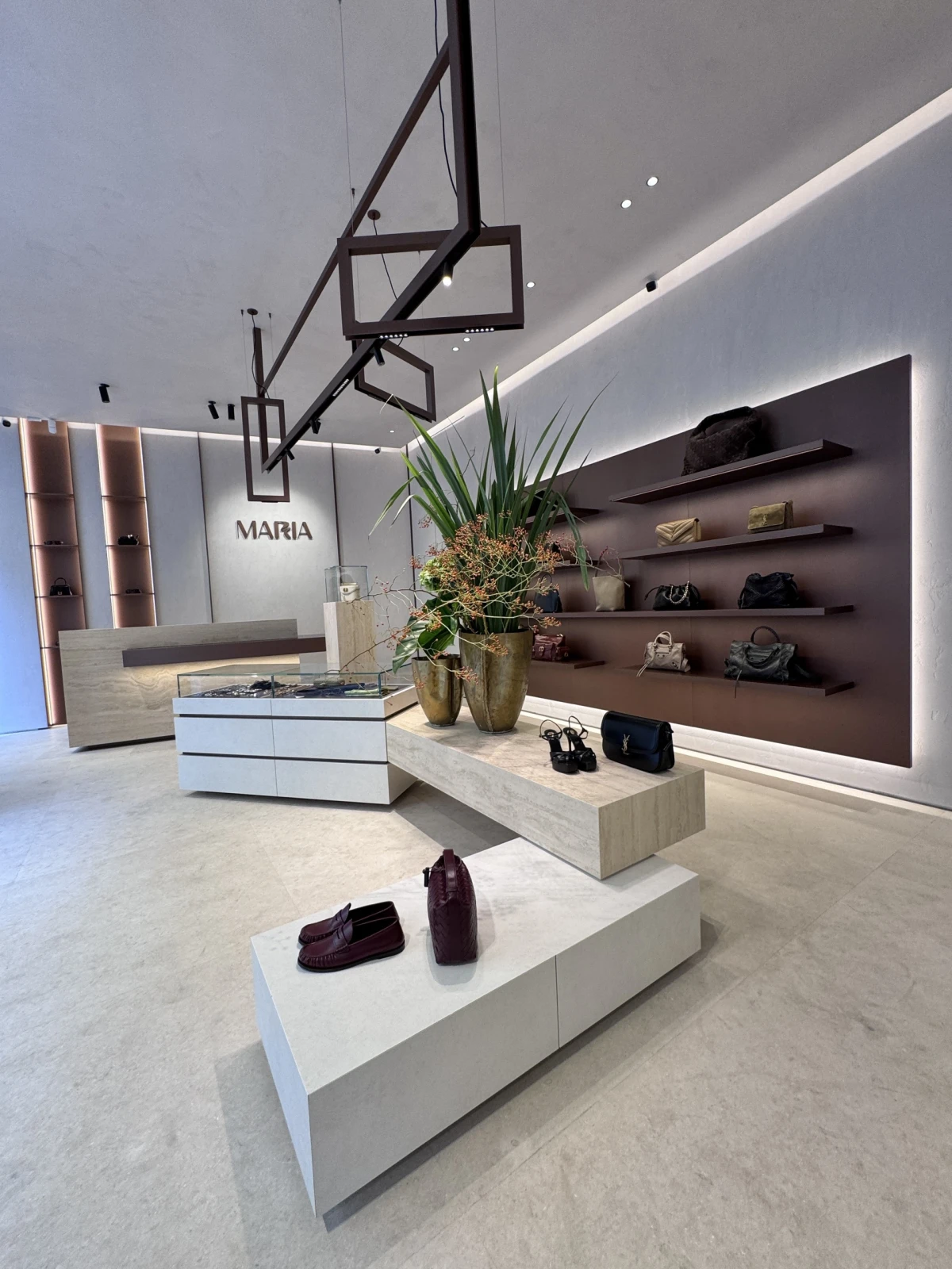 Oaza luksuznog minimalizma: Zavirite u preuređeni Maria Store u Zagrebu