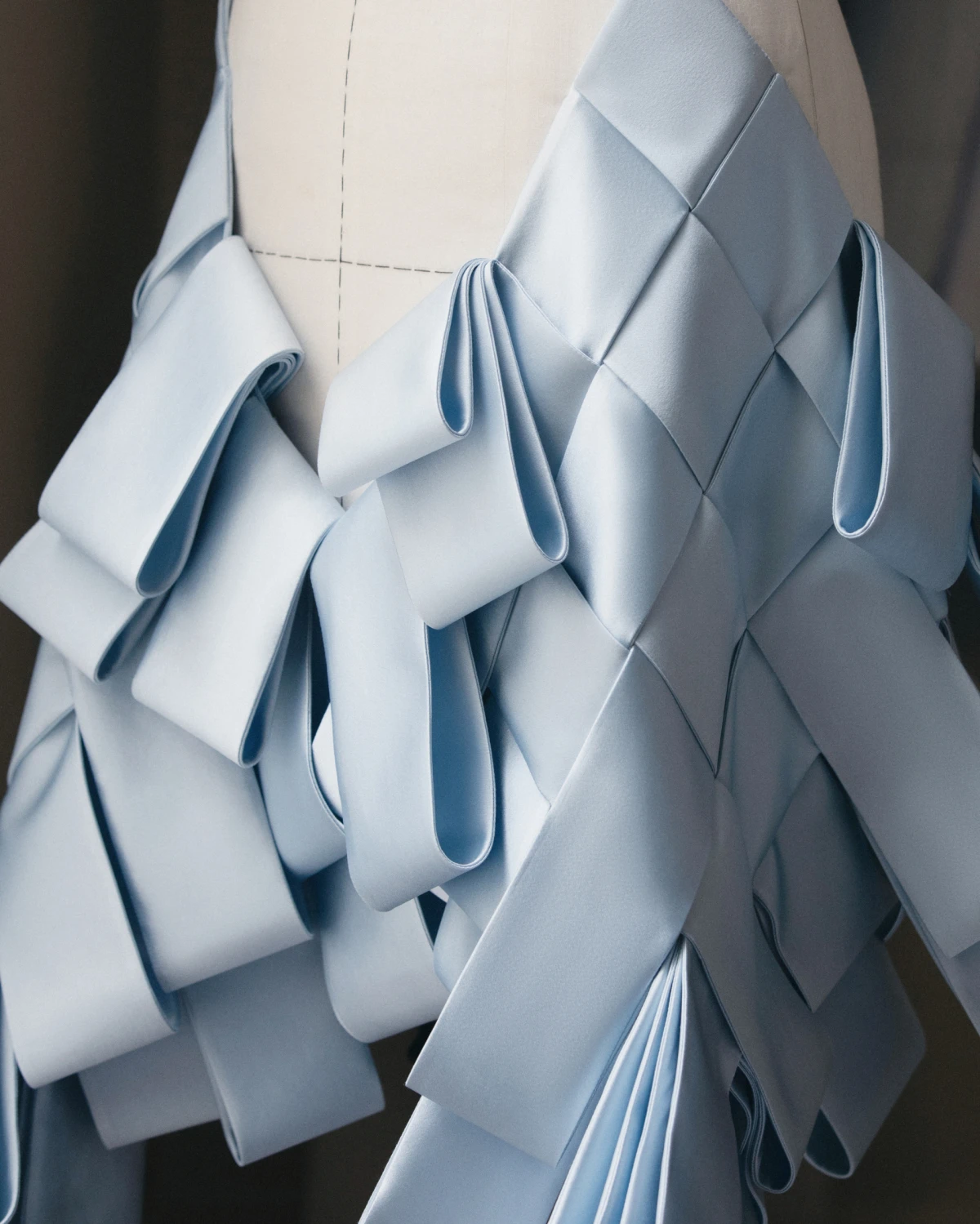 Look dana: Anya Taylor-Joy nas je oduševila u plavoj Dior kreaciji