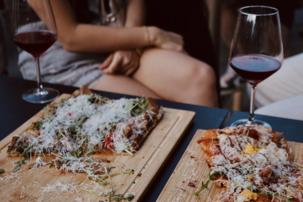 Saznali smo sve o pizzama koje se pripremaju 100 sati iz GOAT! to go pizzerije