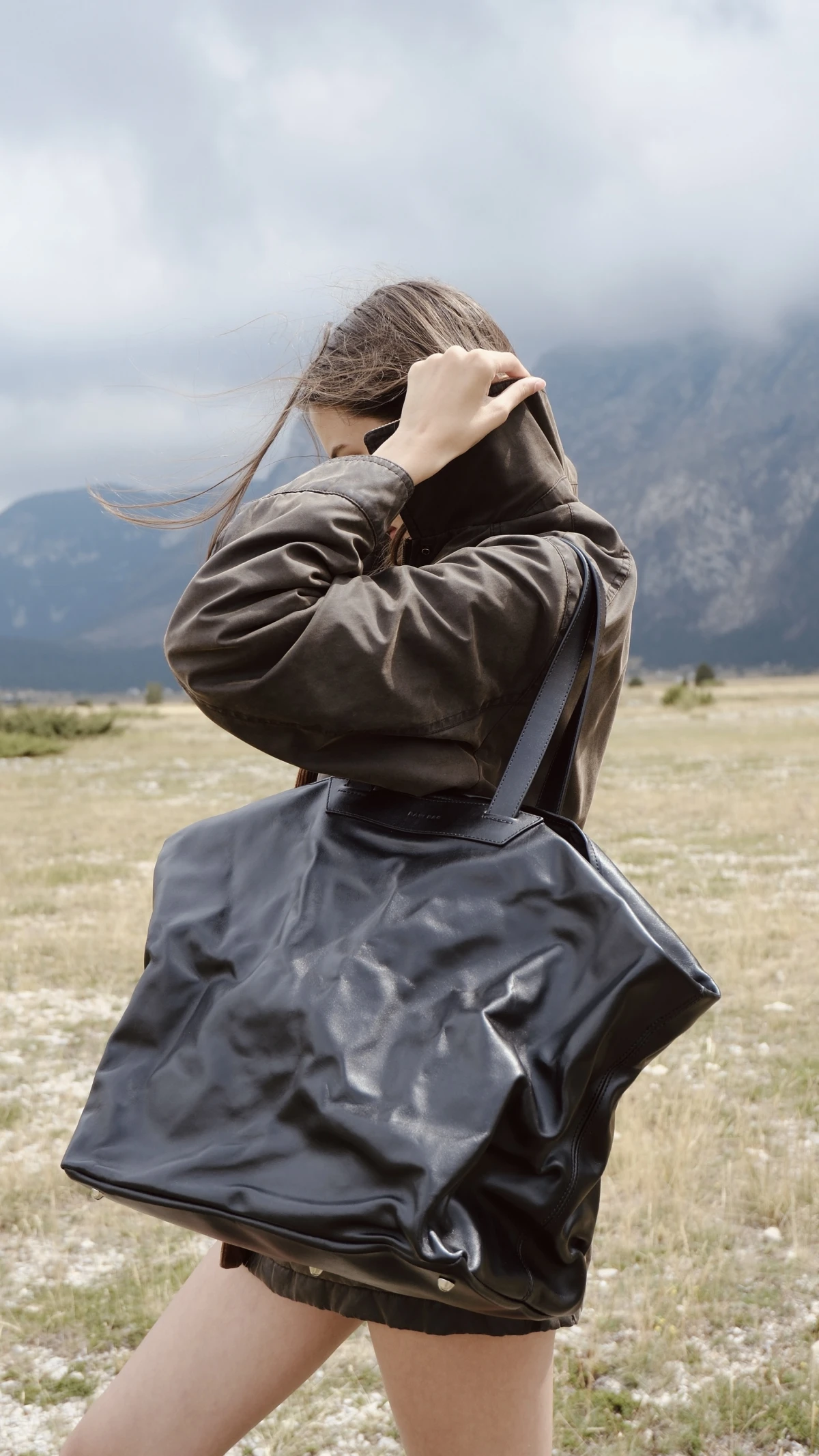 Hrvatski održivi brend RAW BAG ima odličnu novu torbu za jesen