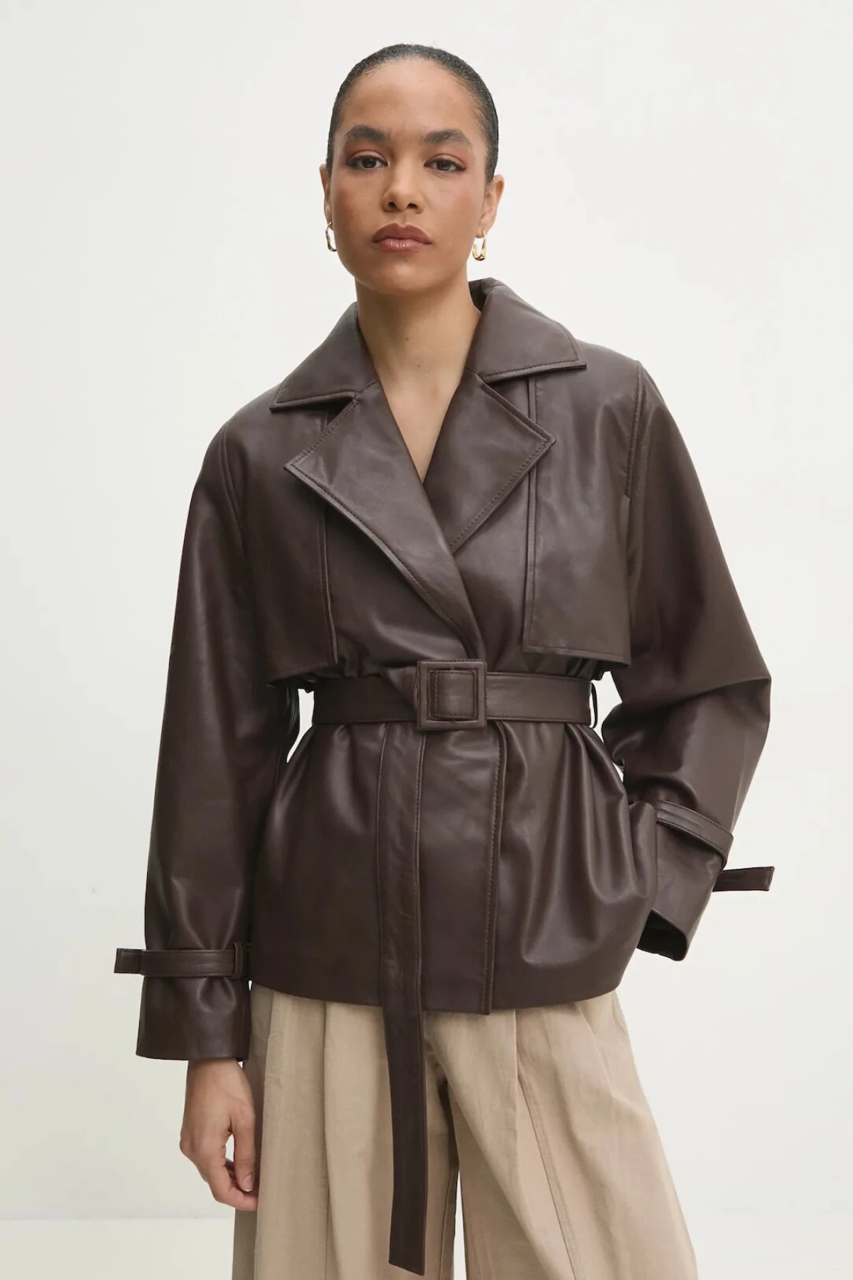 Top 10 laganih kožnih jakni idealnih za prve jesenske dane