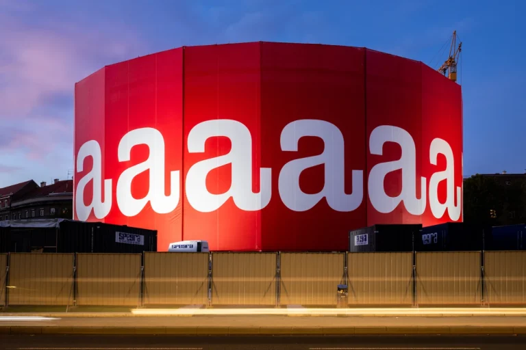 Nora Turato o instalaciji oko Meštrovićevog paviljona