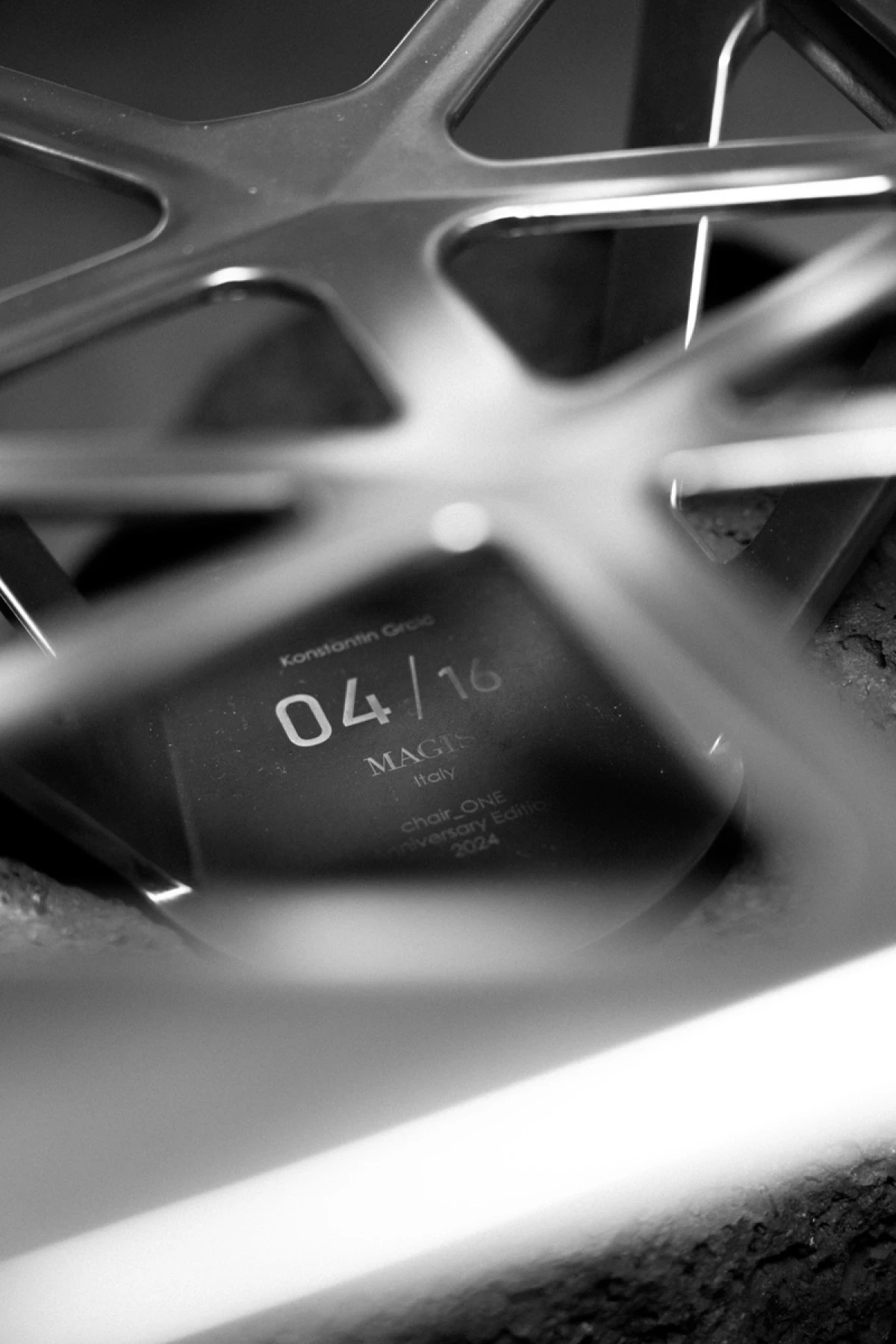 Themelia u Uraniji predstavila posebno izdanje stolice koja je promijenila svijet dizajna