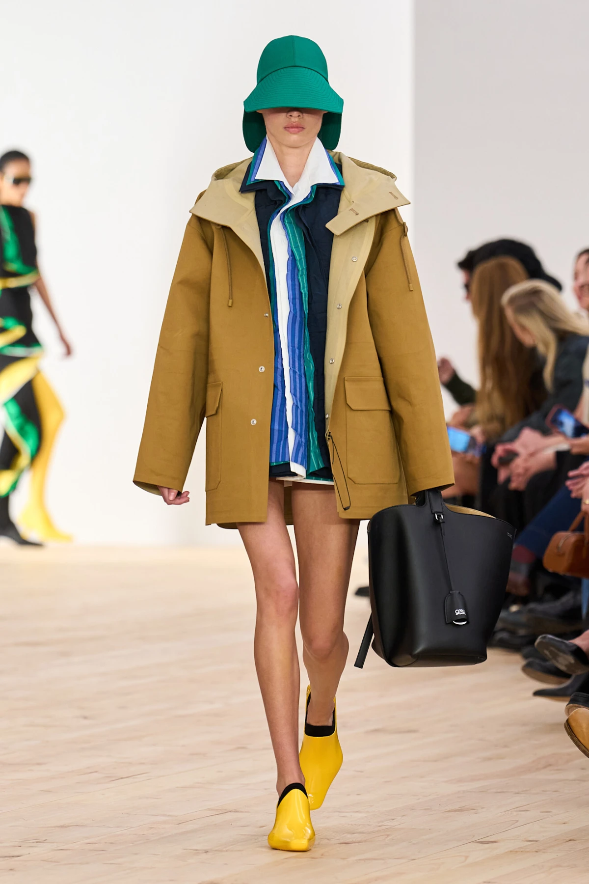 Modna konzultantica Andriana Bamigbola nam je otkrila koje komade ćemo uskoro nositi