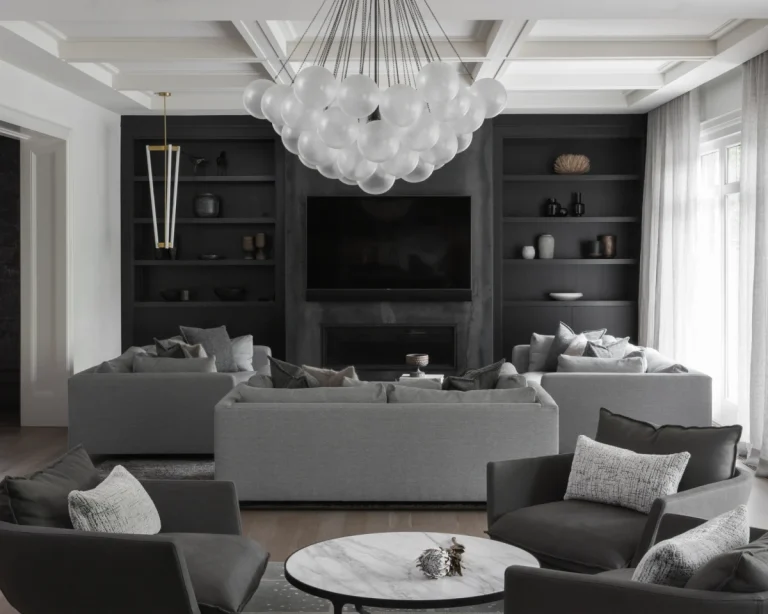 Zbog ovog stana obožavamo crnu boju u interijerima | ELLE