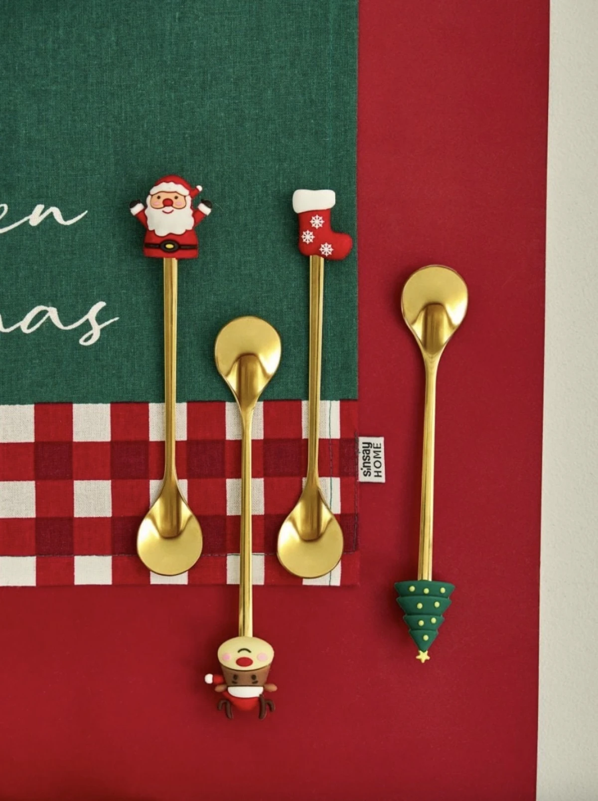 Božićni maksimalizam: Sinsay ove godine ima najšareniju kolekciju dosad!