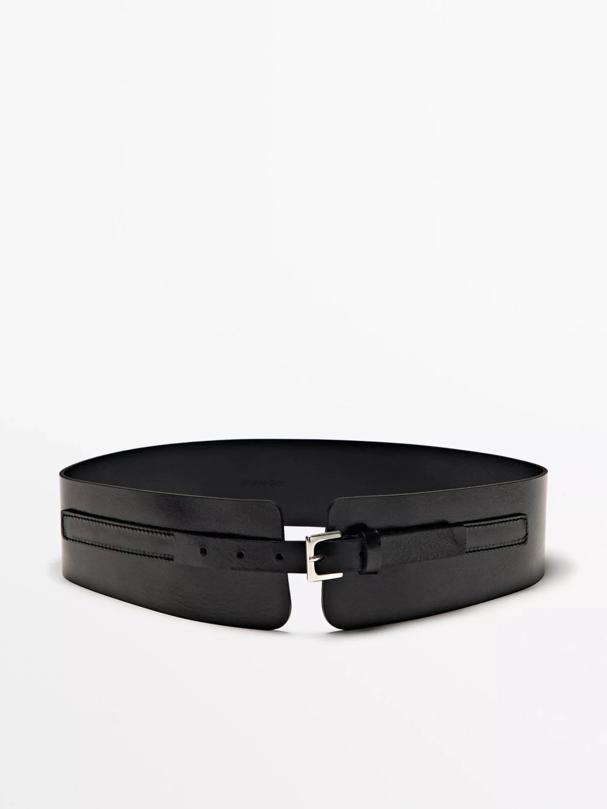 Modni dodaci ono su što čini veliku razliku u svakom izgledu, evo naših favorita za Elle Style Awards