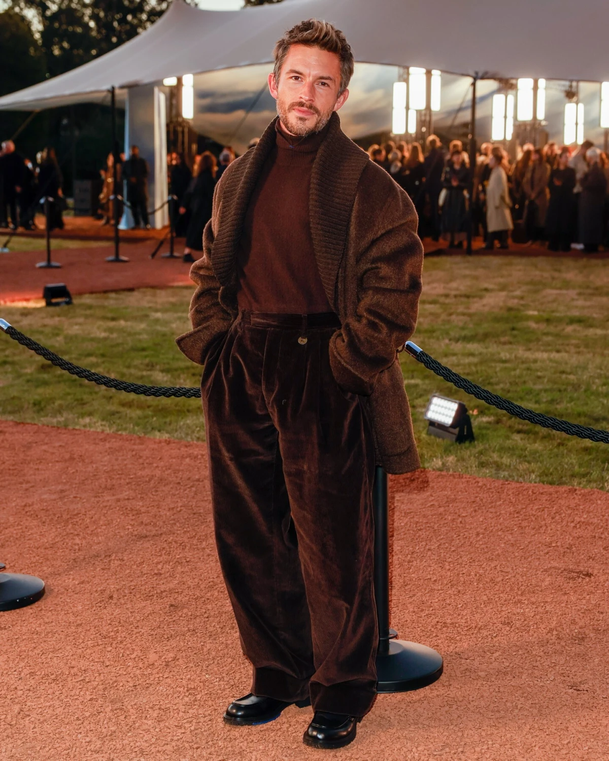 Jonathan Bailey proglašen je najseksi muškarcem 2025.