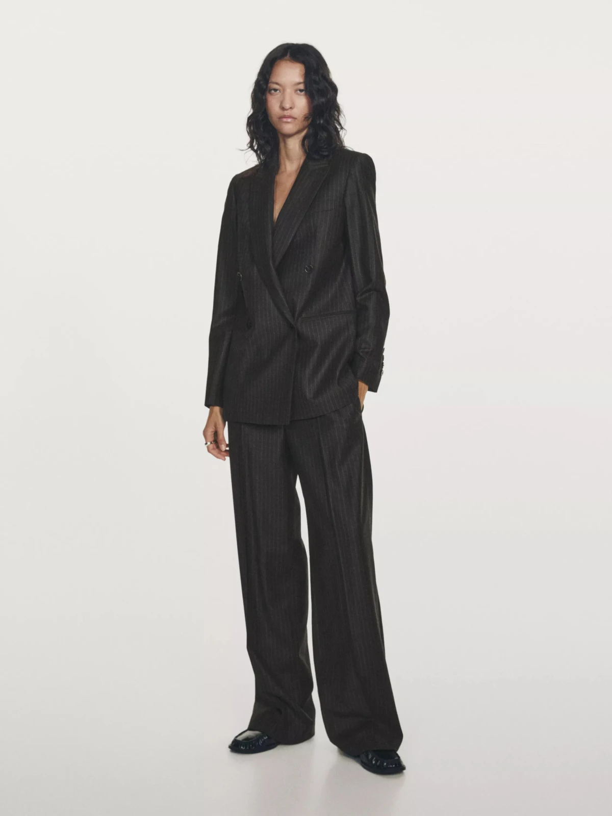 Odijela kao jedan od najelegantnijih stylinga za Elle Style Awards 2025