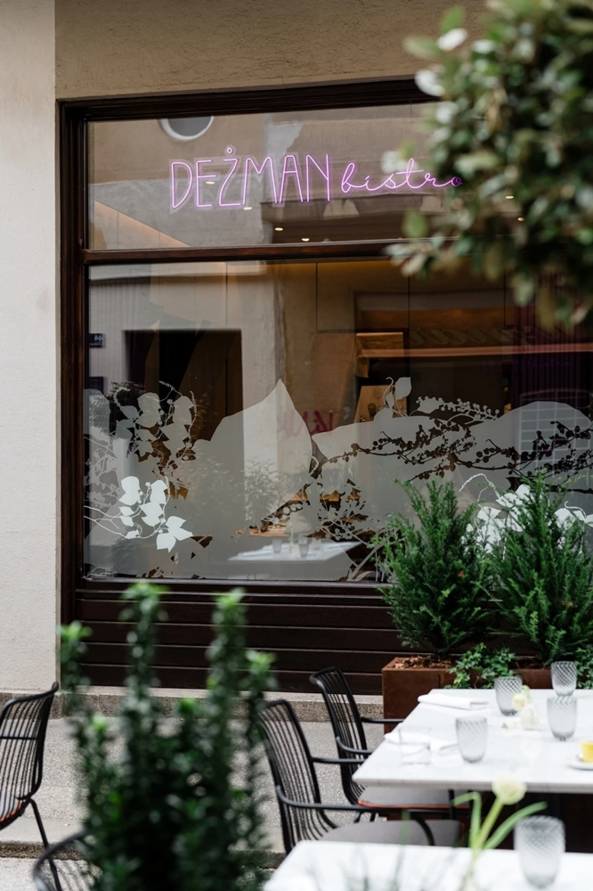 Dežman Bistro: Zavirite u novo i intimno poglavlje kultne zagrebačke adrese
