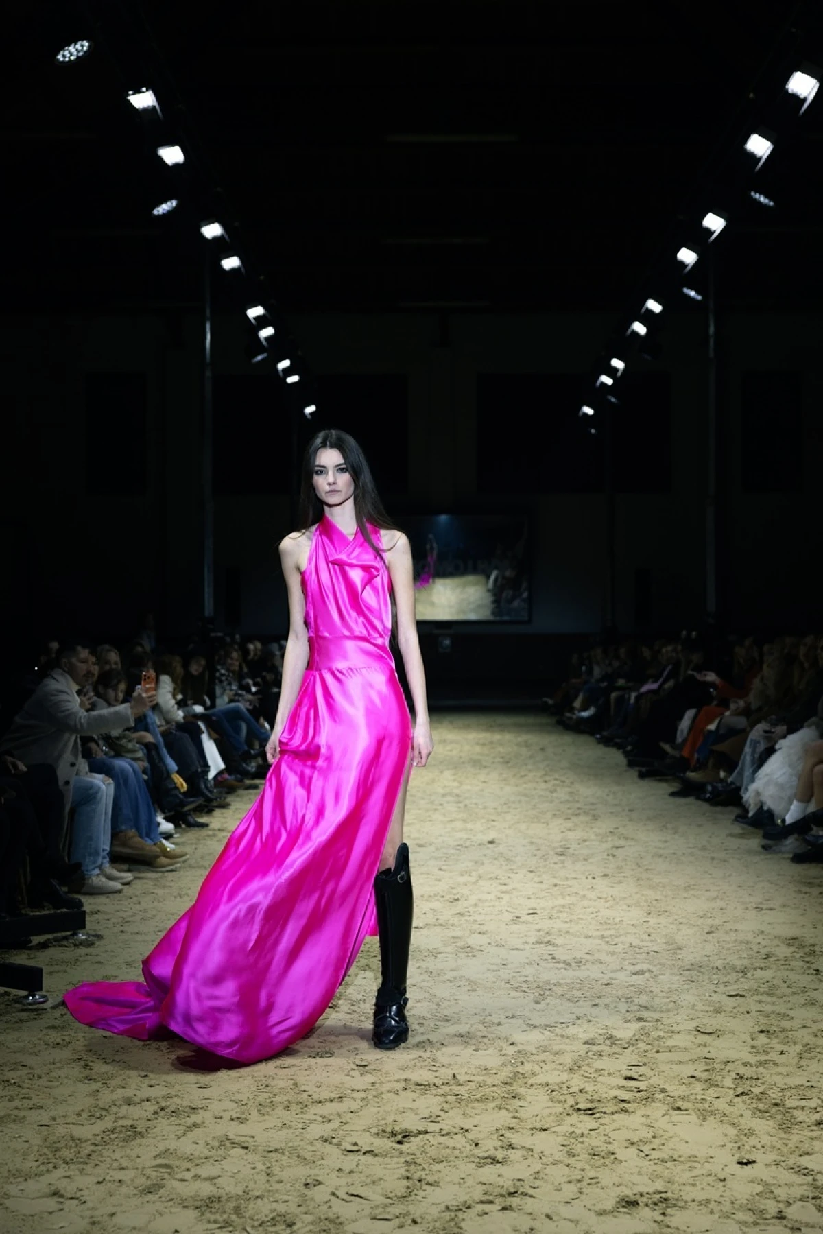 Lokomotiva by Lana Puljić ugalopirao u novu sezonu predstavljanjem kolekcije koja slavi jahanje