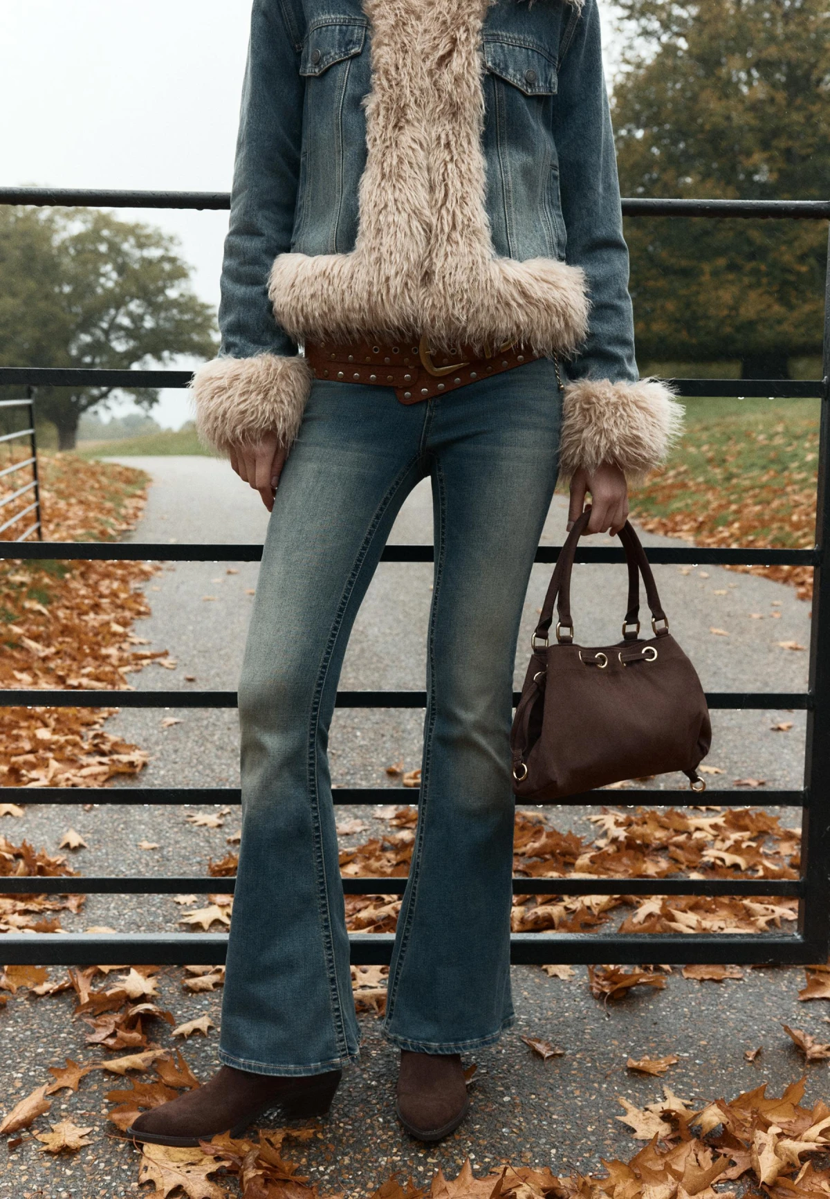 Zavirili smo u web trgovine i pronašli 13 odličnih modela traperica do 30 eura