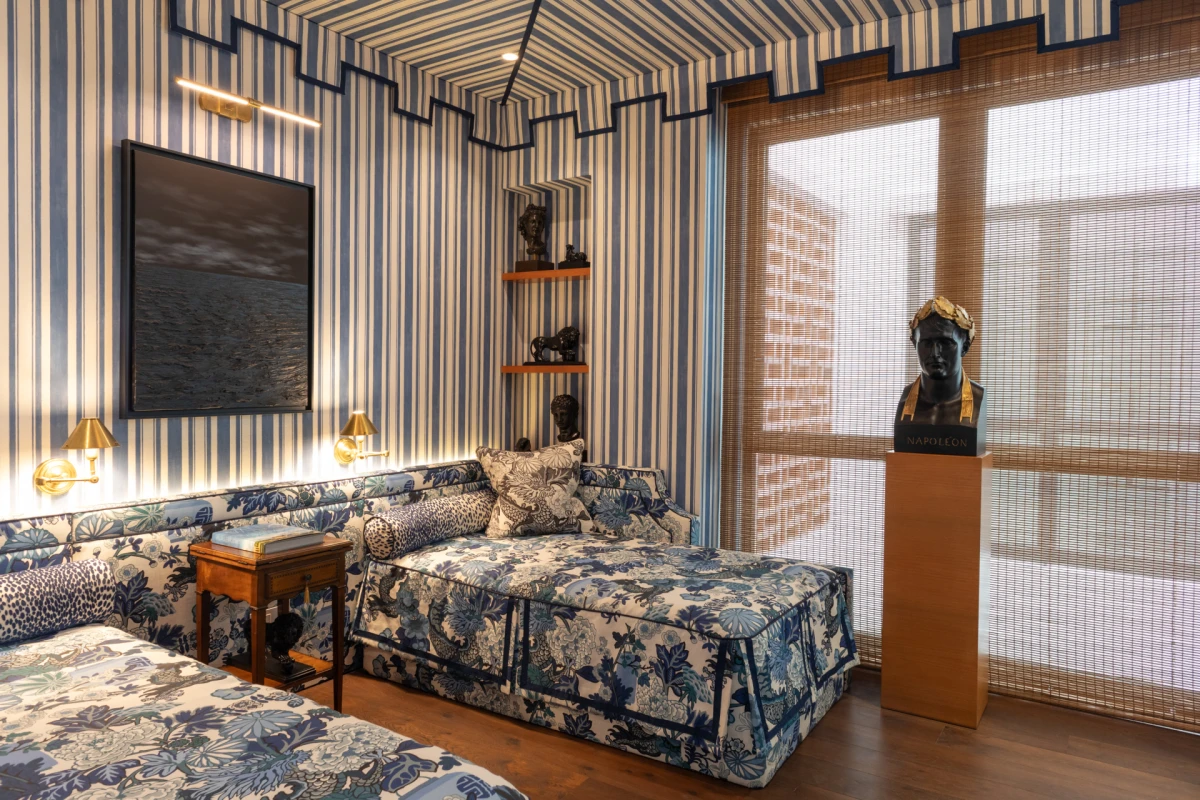 Ovaj renovirani dom s pogledom na Tihi ocean oduševio nas je posebnim mediteranskim tkaninama i detaljima