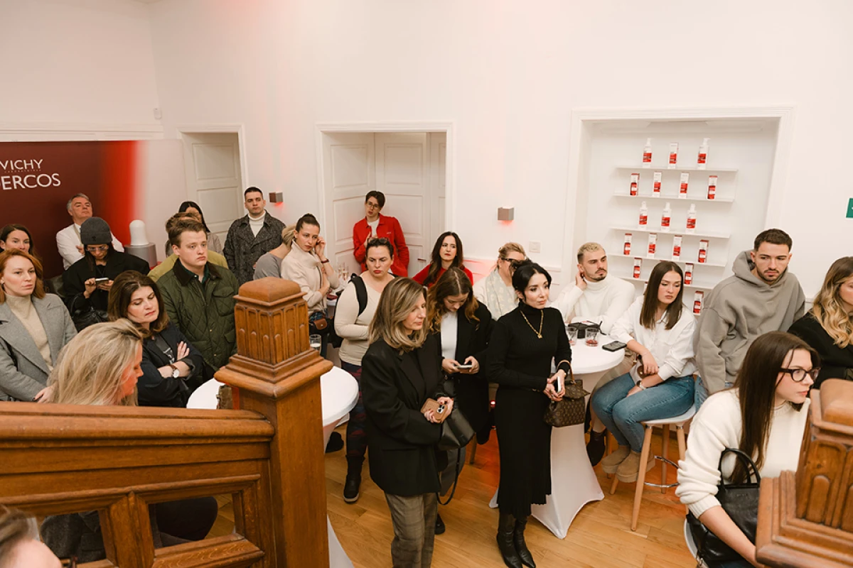 Nova era u njezi kose: Zagreb prvi saznao sve o Vichyjevom R.E.G.E.N. Boosteru.