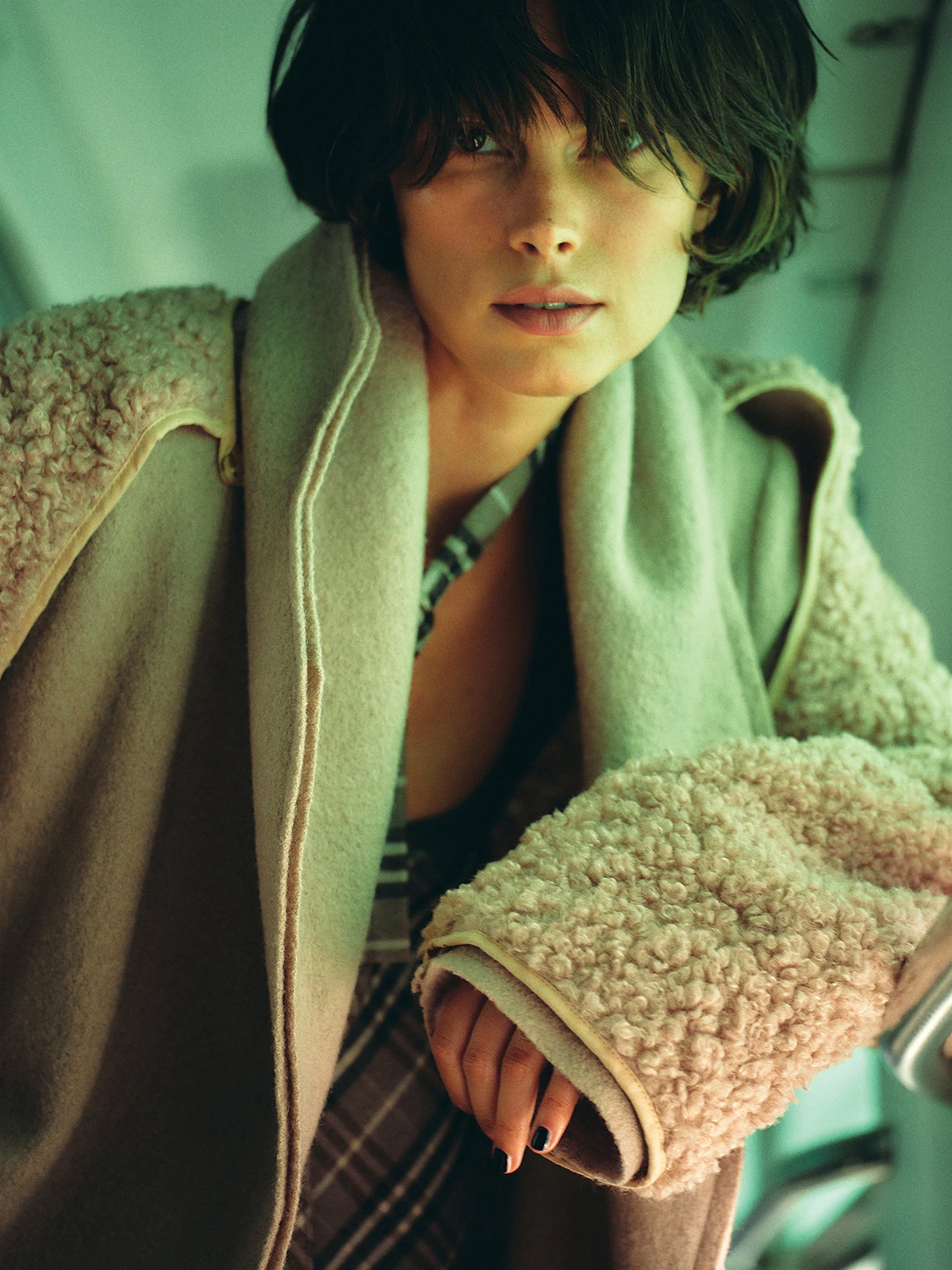 Elle editorijal: Off track, on trend