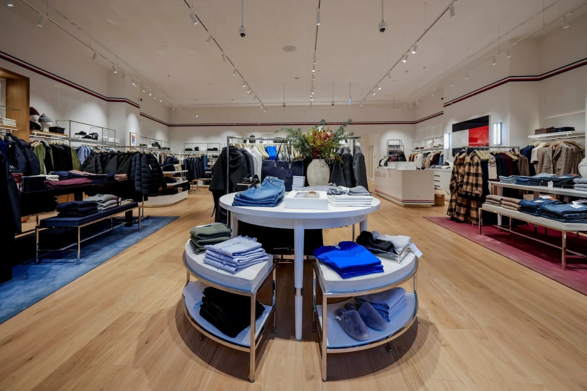 Tommy Hilfiger otvorio vrata novouređene trgovine u Arena Centru